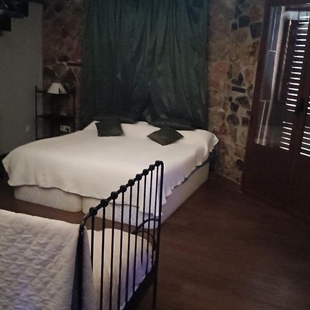 Casa Rural Camino Del Alentejo Villa La Codosera ภายนอก รูปภาพ